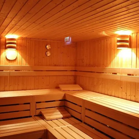 Moellhagen Отель 3*