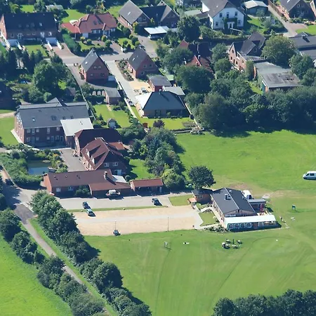 Moellhagen ホテル 3*