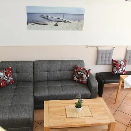 Moellhagen Hotel 3*